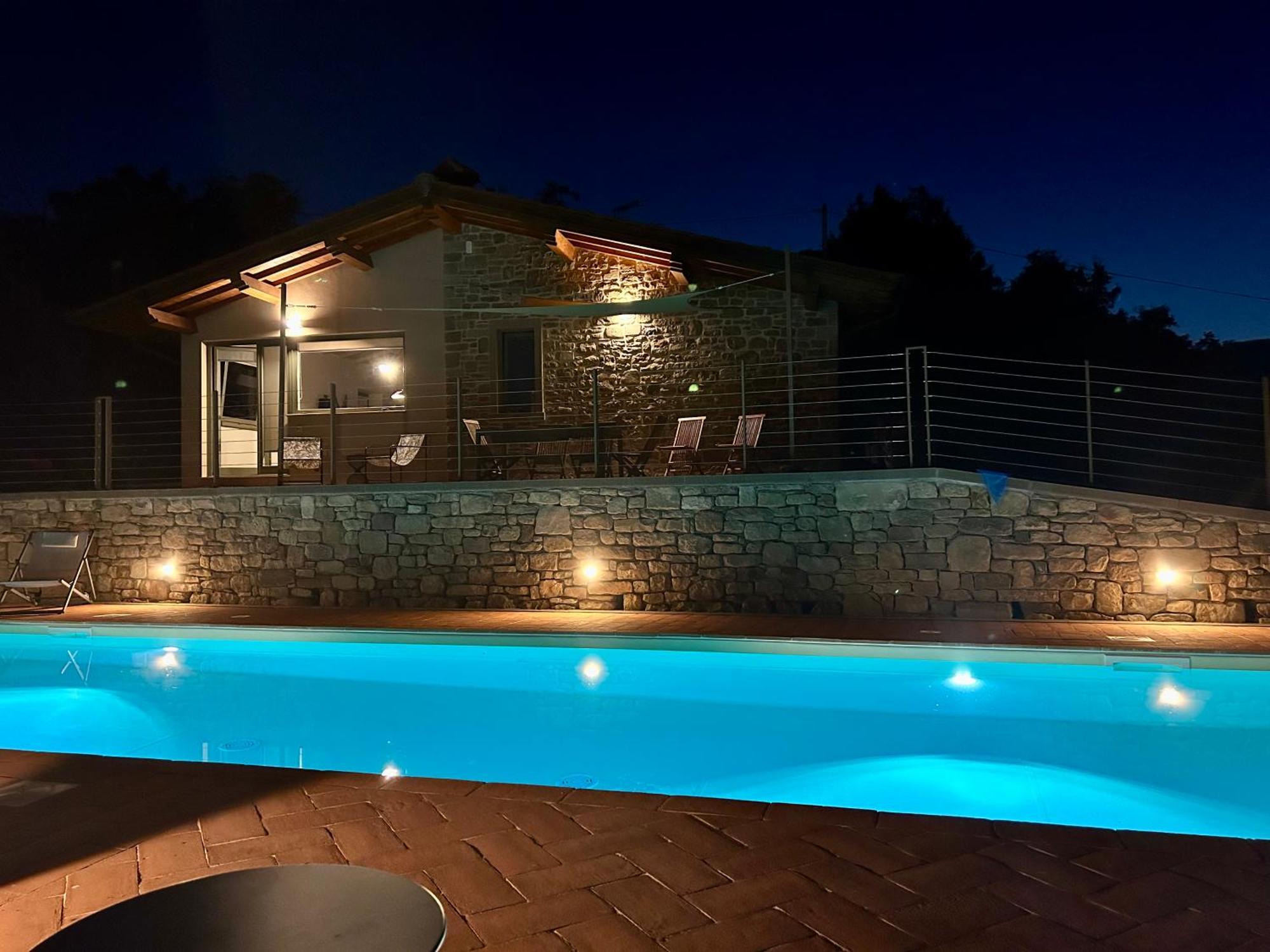 Casa Zeli Villa Castel San Niccolo Luaran gambar